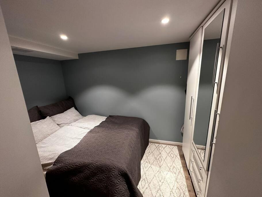 Basement Apartment With Parking Alesund Exterior photo